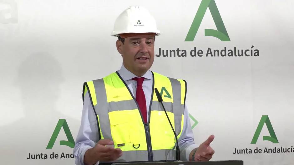 Moreno visita las obras del hospital de Osuna dentro del plan 'Andalucía en Marcha'