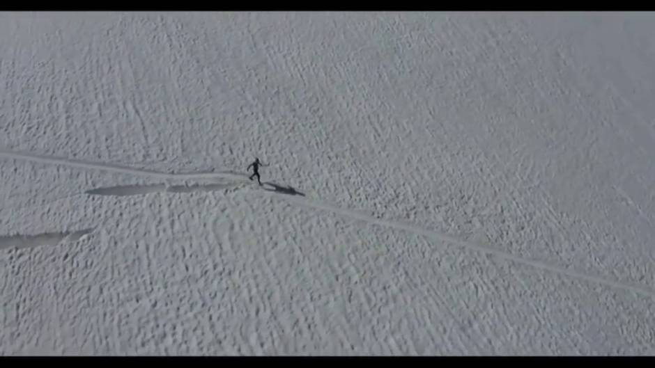 Hazaña de la corredora brasileña Fernanda Maciel que corona la cima del Gran Paradiso y el Matterhorn en Los Alpes en un sólo día