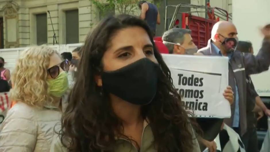 Miles de argentinos apoyan la ocupación de terreno en Guernica