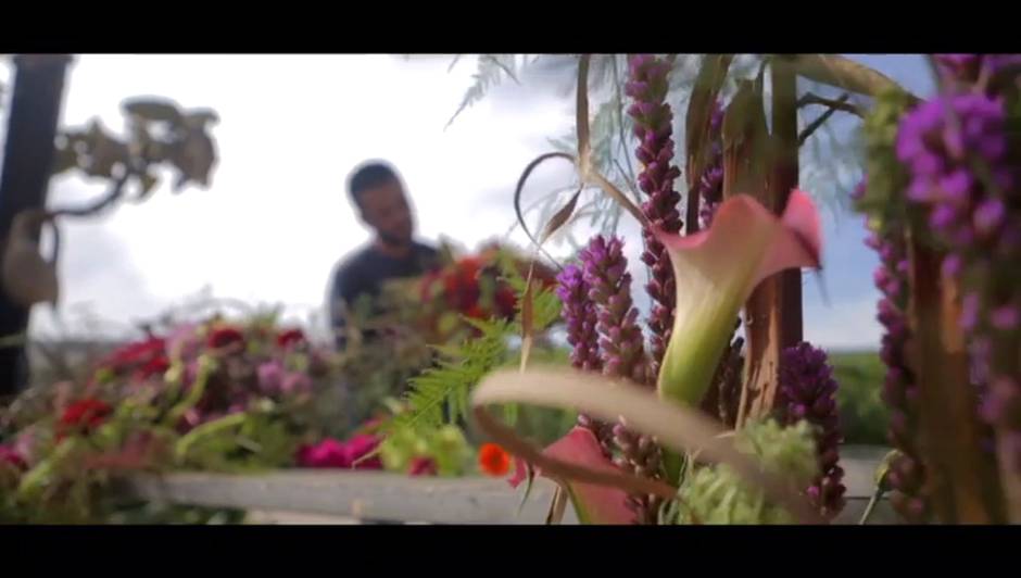 La flor cortada gaditana rebrota en la víspera de Todos los Santos