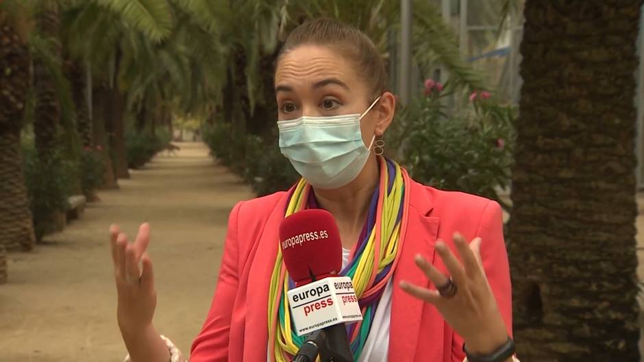 CSIC insta a ventilar las aulas y hacer actividades en exterior