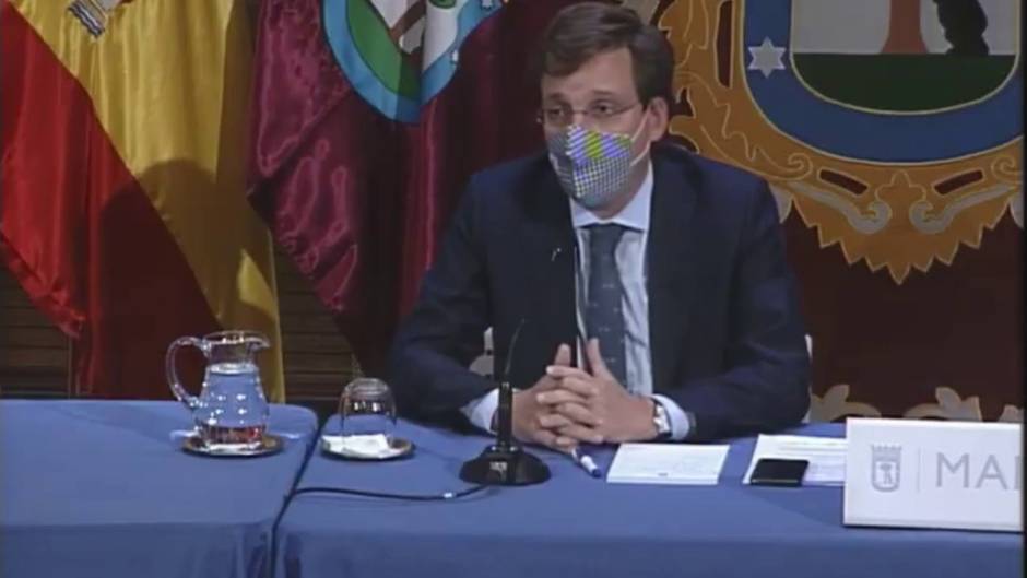 Almeida anuncia una bajada de la presión fiscal de 107 millones