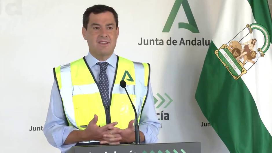 Juanma Moreno pide a los andaluces que se queden en casa este puente