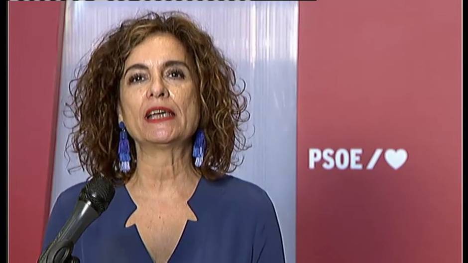 Montero confía en superar las enmiendas a la totalidad de los PGE y critica el "frentismo" del PP