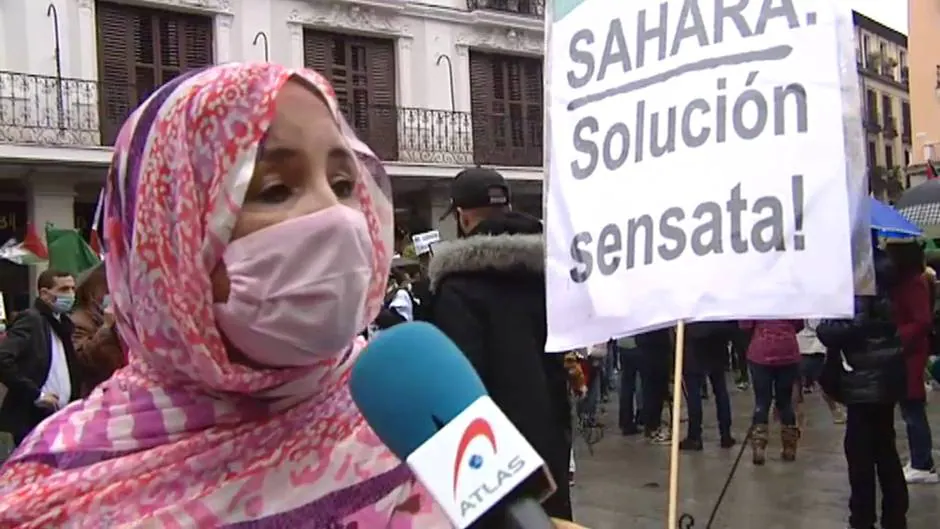 Decenas de personas se concentran en Madrid en apoyo al pueblo saharaui