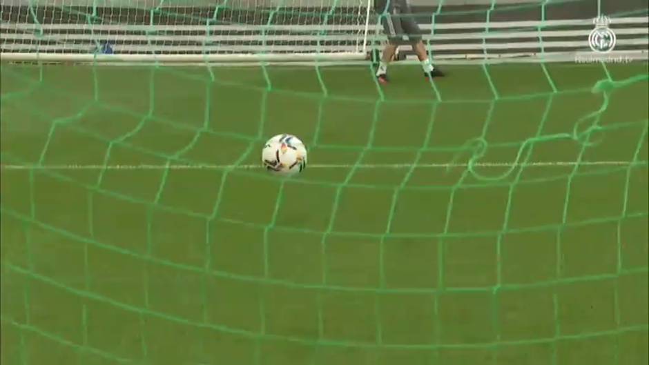 Sergio Ramos entrena duro en solitario para volver cuanto antes