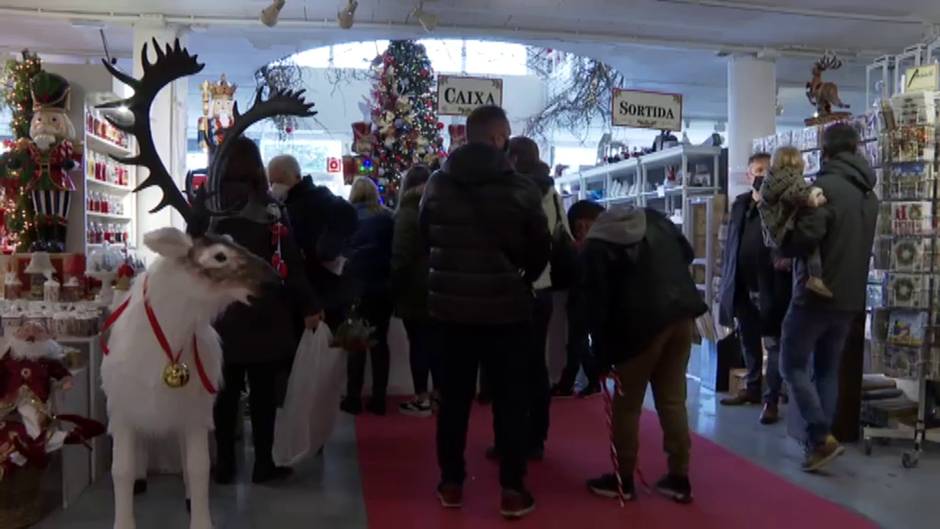 La decoración navideña llega más fuerte que nunca en unas fiestas marcadas por la pandemia