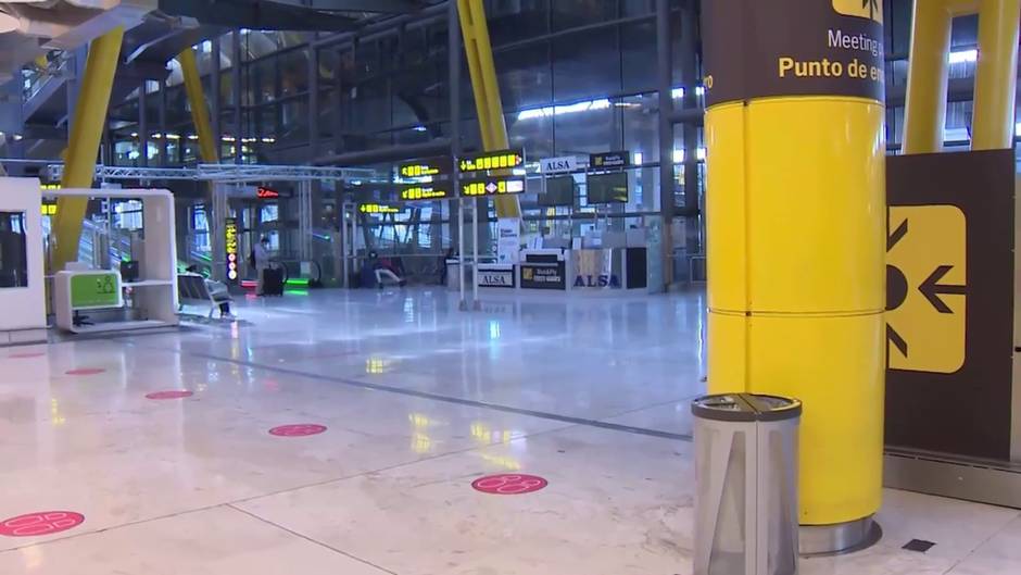 Así permanece el Aeropuerto Adolfo Suárez-Madrid Barajas este martes de puente