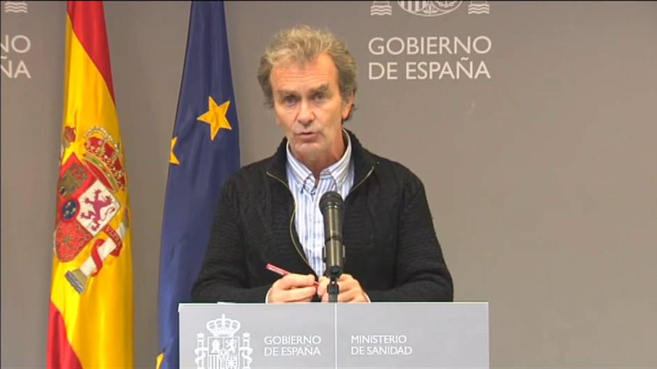 Simón: "Concienciarnos del riesgo que puedan tener las festividades navideñas y valorar si podemos controlar esa posible tercera ola"