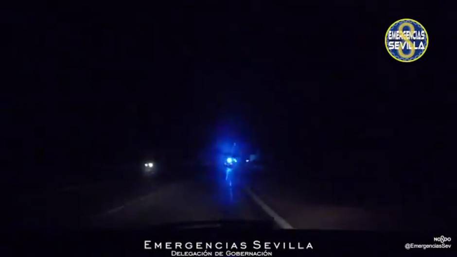 Accidentada huida de siete personas de Sevilla a Guillena en un coche sin seguro, ni ITV