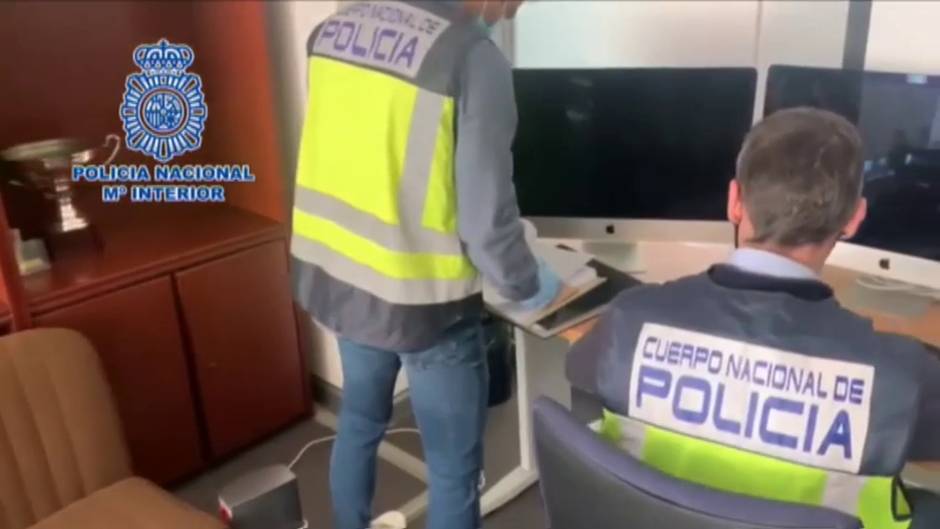 La Policía destapa una estafa de más de siete millones de euros en monedas virtuales y detiene a cuatro personas