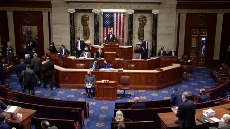 Evacuado el Capitolio por el asalto de manifestantes pro Trump