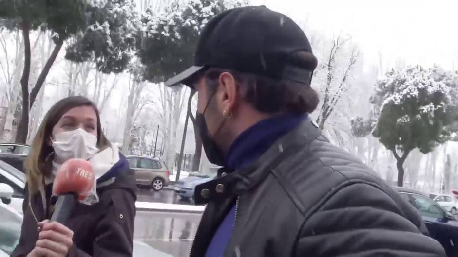 Bustamante desmiente los rumores de embarazo de Yana Olina