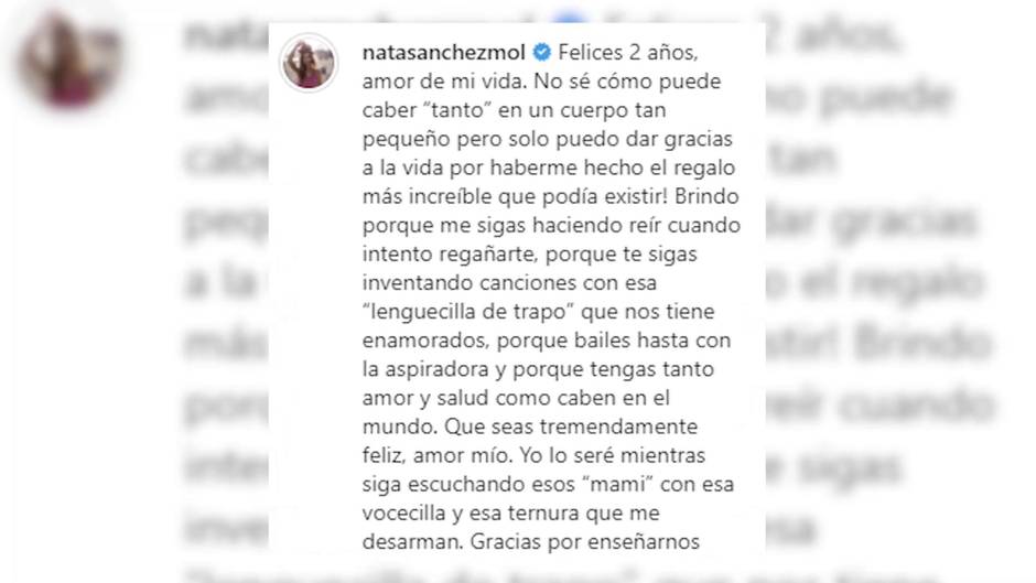 Natalia Sánchez celebra el cumpleaños de su hija con una tarta y mucha nieve