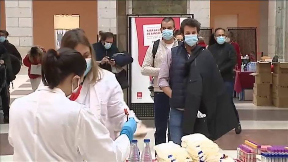 Alerta roja por la escasez de sangre en los hospitales de Madrid