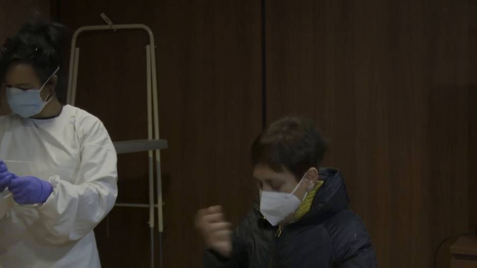 Cribado preventivo a más de 700 profesionales sociosanitarios en Bizkaia