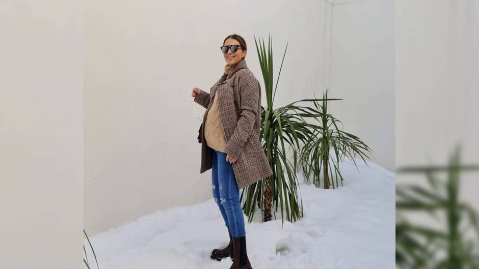 Paula Echevarría afronta el frío en clave low cost