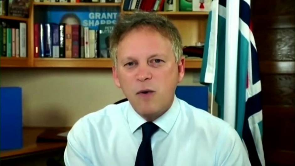 Reino Unido prohíbe los vuelos procedentes de Brasil, Sudamérica y Portugal por una nueva variedad de covid en Brasil