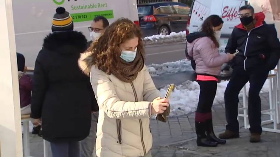Un bar de hielo en el barrio madrileño de Aluche