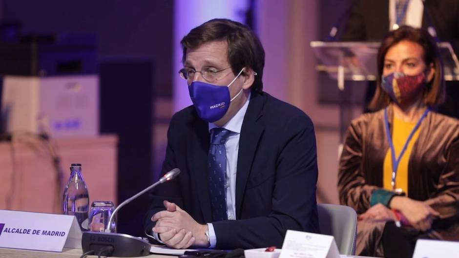 Almeida apuesta por "la reactivación del turismo lo antes posible"