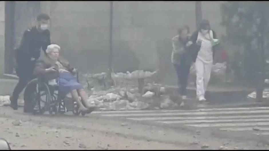 Una fuerte explosión en la calle Toledo de Madrid destruye tres plantas de un edificio