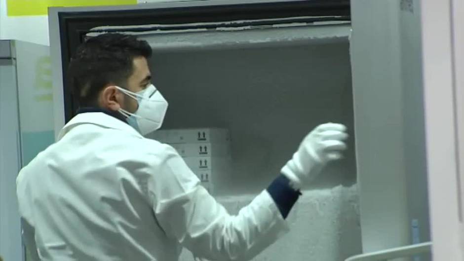 Llegada de una nueva remesa de vacunas de Pfizer