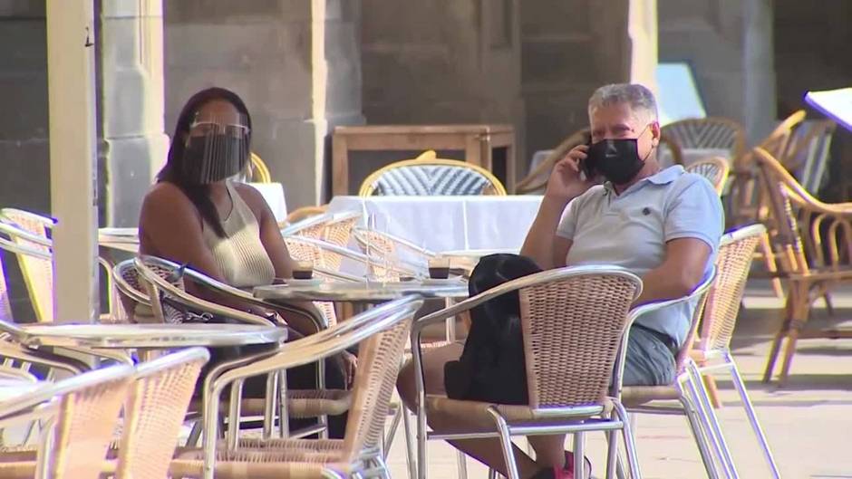 La llegada de turistas a España se hunde un 77% en 2020