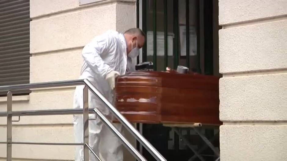 Goteo incesante de los servicios funerarios en el Hospital General de Valencia