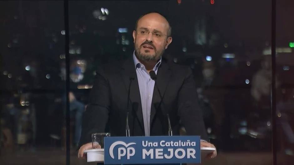 Fernández carga contra Vox y define al PP como el partido de la "concordia"