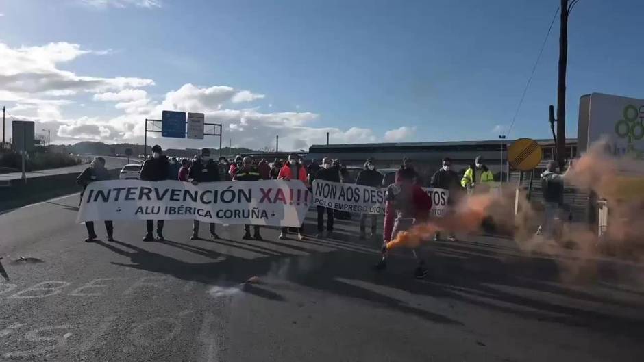 Concentración de Alu Ibérica en A Coruña