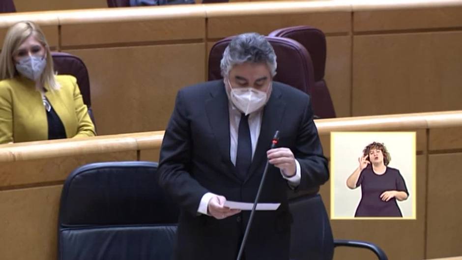 Uribes: "Profesionalización del fútbol femenino supondrá gran paso hacia igualdad"