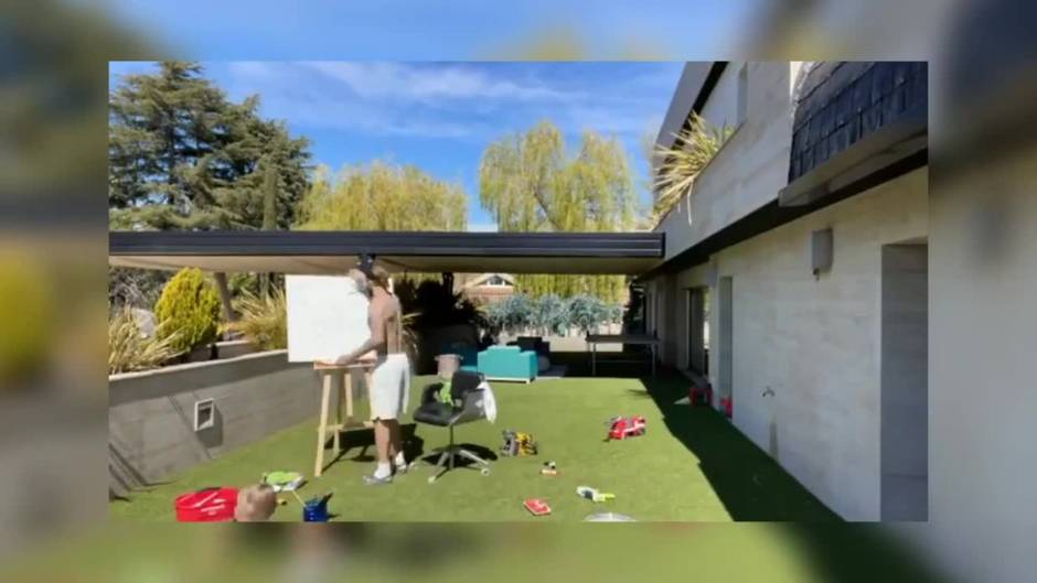 Sergio Ramos disfruta de sus hijos, sacando su lado más artístico