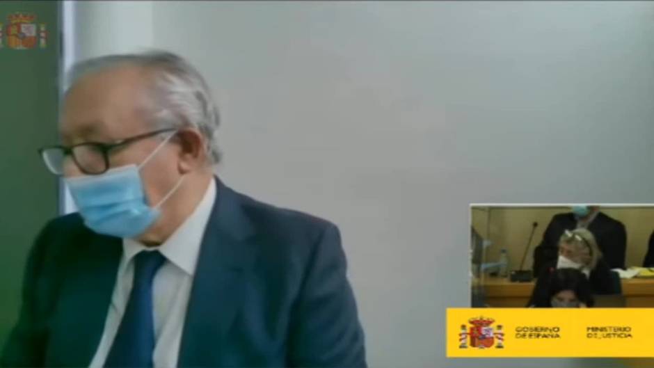 Arenas niega haber recibido dinero negro del PP como complemento