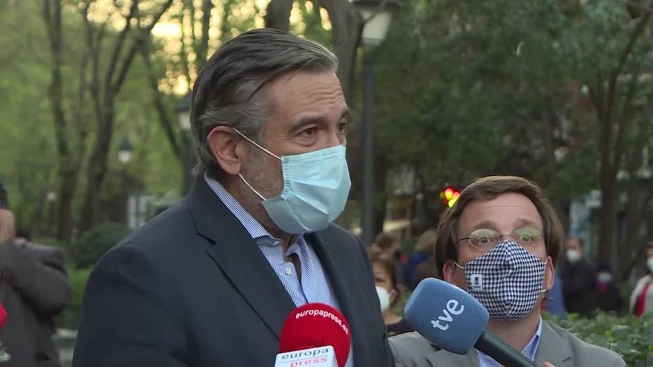 López contrapone misión de Ayuso de "crear certidumbres" a "otras fuerzas"