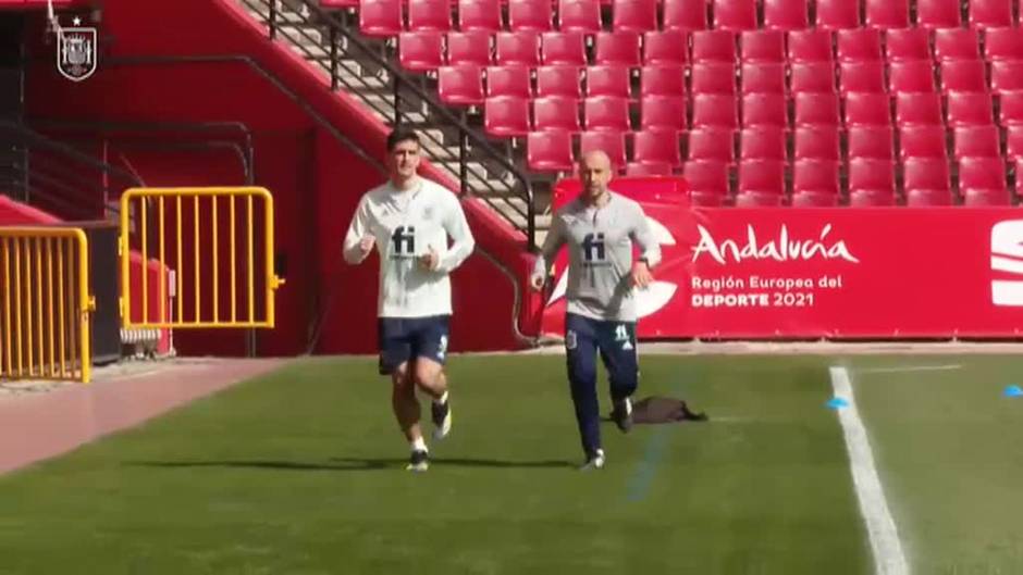 La selección entrena antes de viajar a Georgia