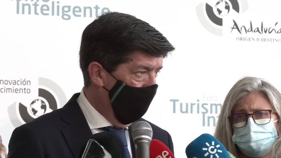 Andalucía no aplicará la propuesta sobre cierre del interior de bares