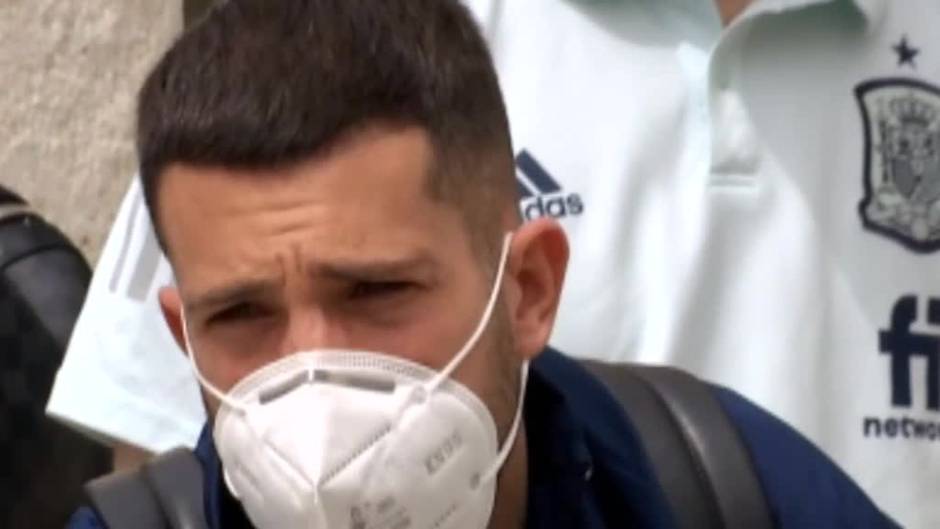 La selección pone rumbo a Georgia sin tiempo para lamentar el empate ante Grecia