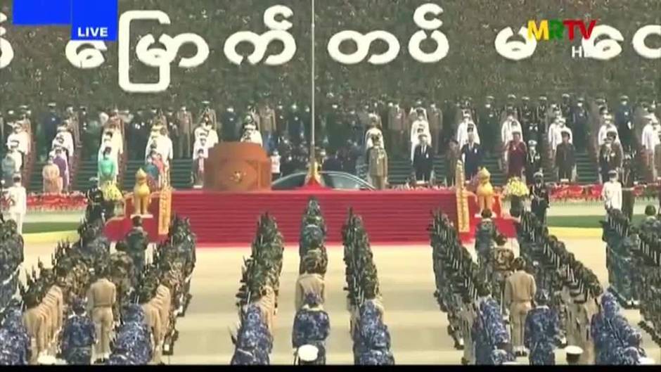 La Junta militar de Myanmar promete elecciones durante un desfile de las Fuerzas Armadas