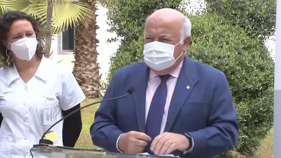 Sanidad estudia espaciar la segunda dosis de Pfizer