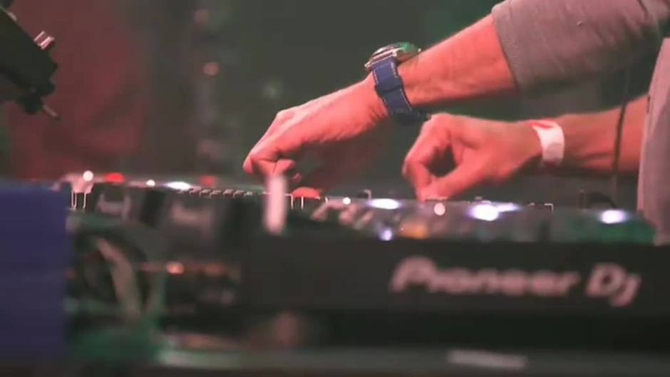 Macroconcierto en Reino Unido sin distancia y sin mascarilla para valorar las restricciones