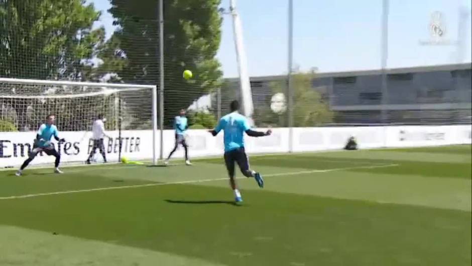 Ramos, Valverde y Vinicius se entrenan al margen del grupo