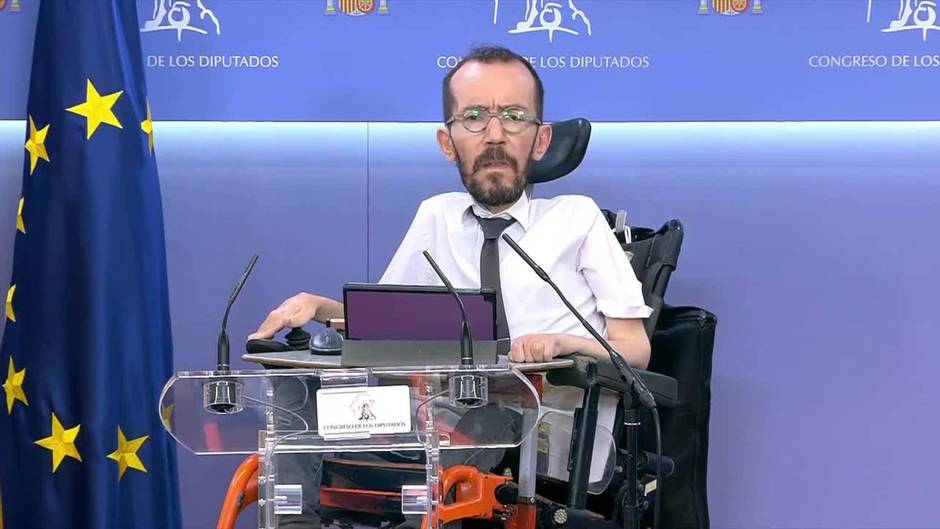 Echenique avisa al PSOE de que subir el IVA es "contrario" al acuerdo