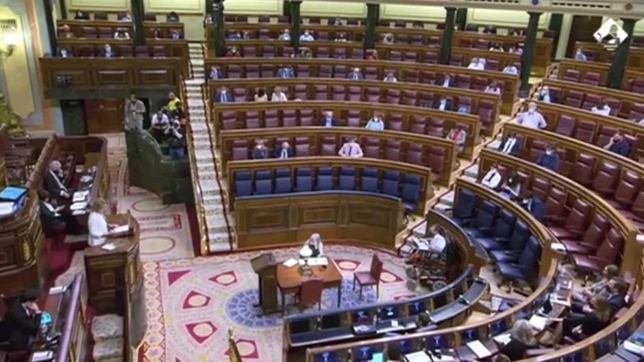 El 'no' de PP y Vox y la abstención de PSOE tumban primer intento de tramitar la 'ley trans'