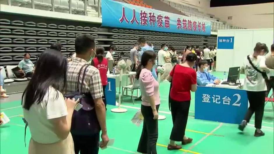 China administra más de 584 millones de dosis de vacunas covid