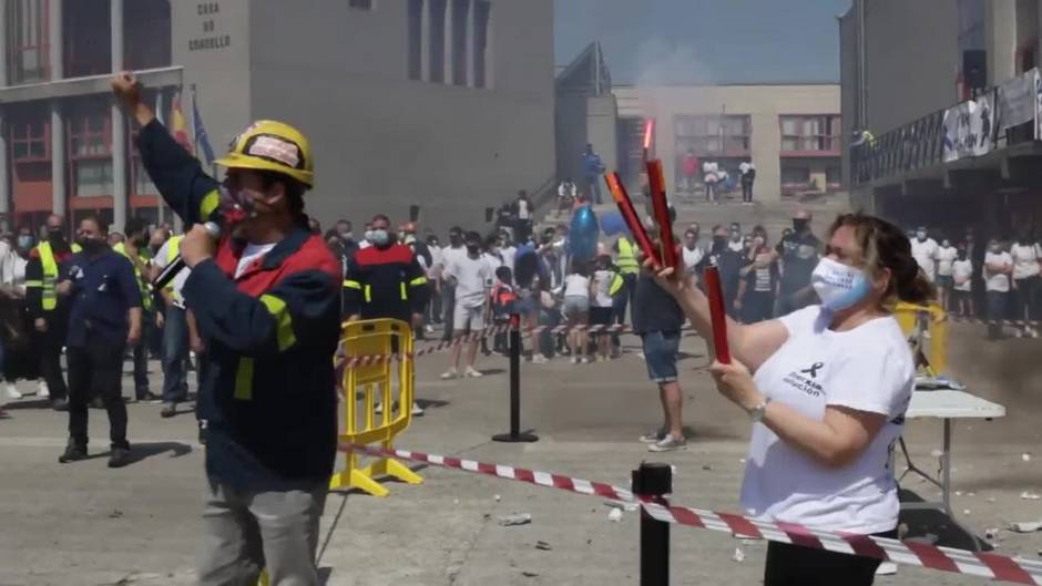 Vecinos de A Mariña y trabajadores de Alcoa San Cibrao se concentran en Xove