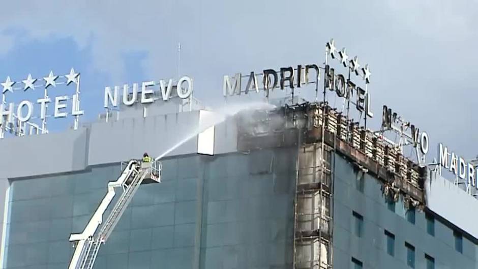 Sofocado el incendio del Hotel Nuevo Madrid