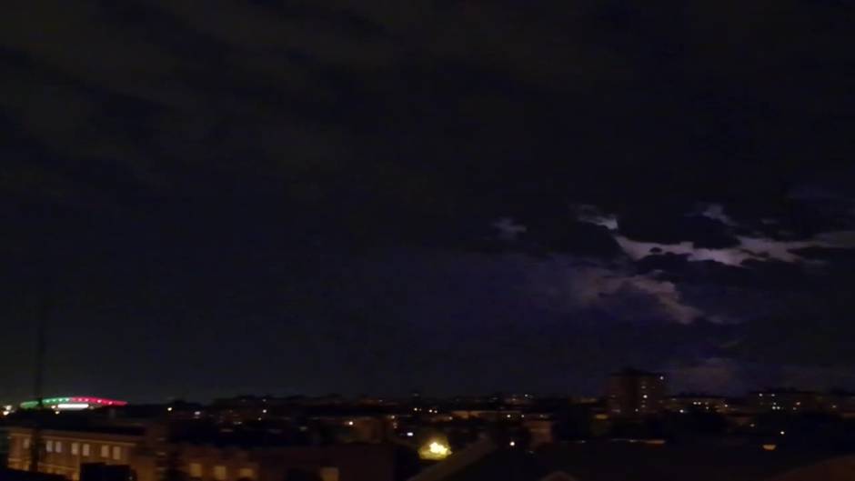Una tormenta eléctrica sacude la ciudad de Madrid