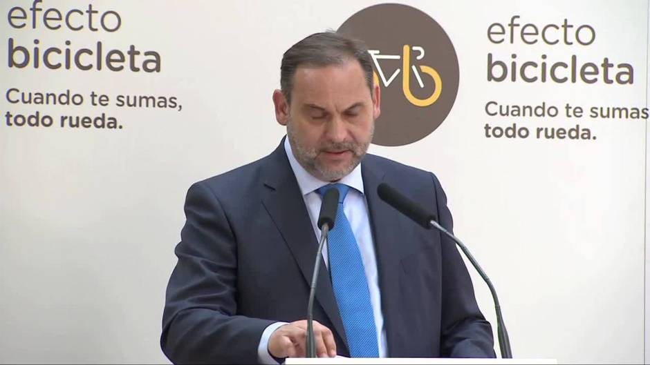 Ábalos adelanta la aprobación de la 'Estrategia Estatal por la Bicicleta' en el Consejo
