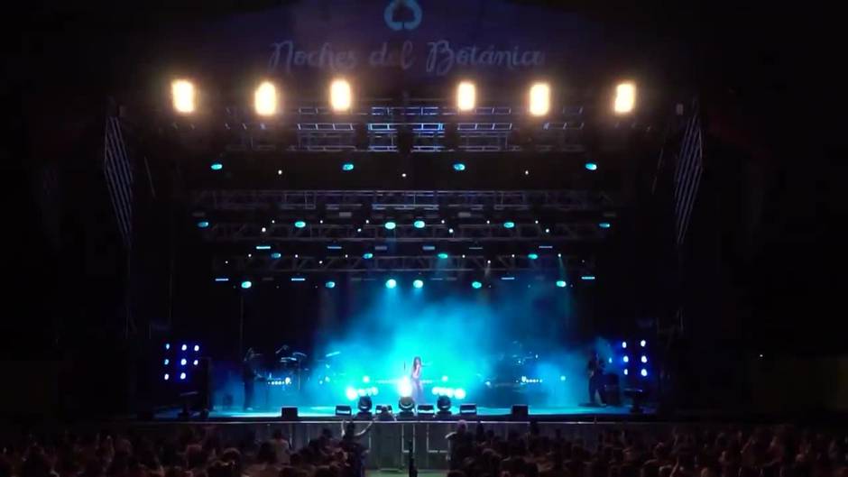 Nathy Peluso se rinde a sus fans en las Noches del Botánico 2021