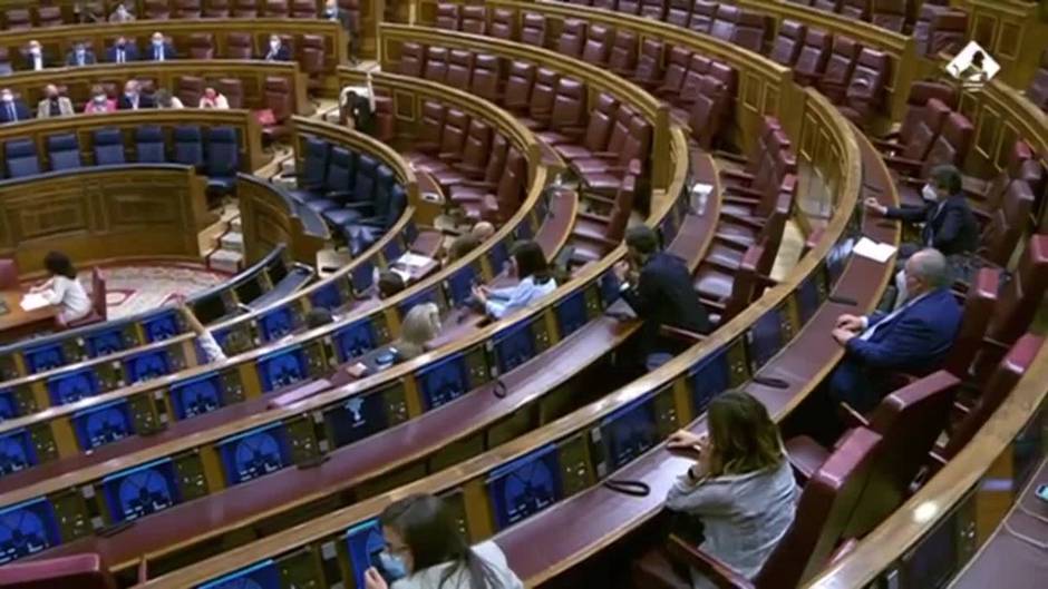 Congreso abre reforma del Código Penal para despenalizar injurias a Corona